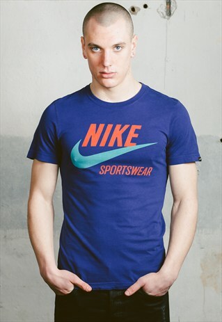 VINTAGE NIKE T-SHIRT