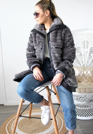 VINTAGE FAUX FUR COAT