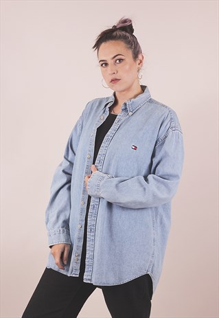 VINTAGE 90'S TOMMY HILFIGER OVERSIZED DENIM SHIRT /A11008