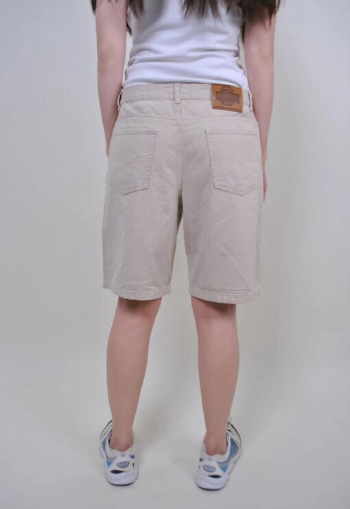 garment image