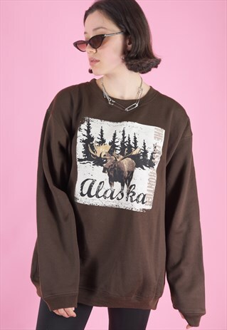 VINTAGE 90S SWEATSHIRT JUMPER IN BROWN WITH ALASKA PRINT