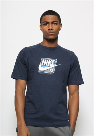VINTAGE NIKE T-SHIRT
