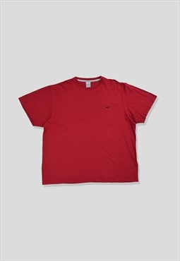 Vintage 00s Nike T-Shirt in Red