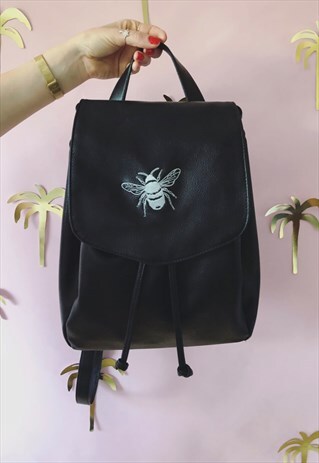 BACKPACK IN BLACK WITH SILVER BEE EMBROIDERY