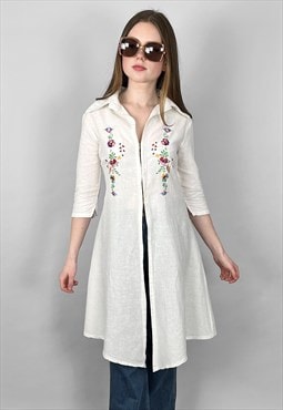 70's Ladies White Vintage Tunic Blouse Hand Embroidery