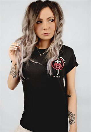 HOLLOW HEARTS BLACK T-SHIRT