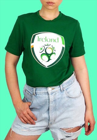 VINTAGE Y2K IRELAND FOOTBALL T-SHIRT GREEN