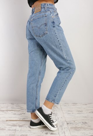 VINTAGE HIGH WAISTED LEVI'S 950 JEANS JG10