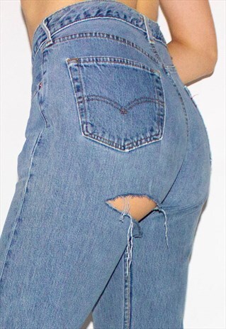 VINTAGE 90'S ASS RIP 501 STRAIGHT LEG LEVI JEANS