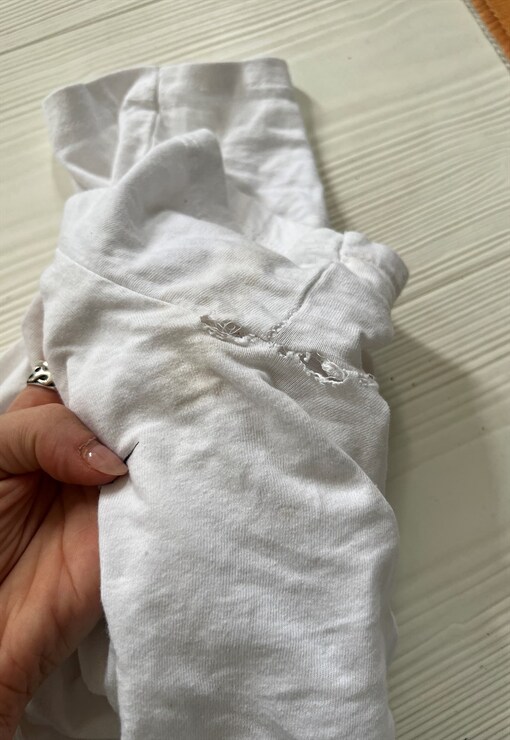 garment image