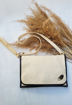 Vintage 70s minimalist cream envelope shoulder bag