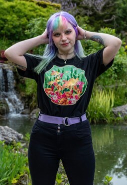 Grunge Monky Fish Bowl Graphic Tee in Black