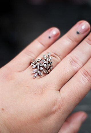 LEAF CUBIC ZIRCONIA CRYSTAL RING