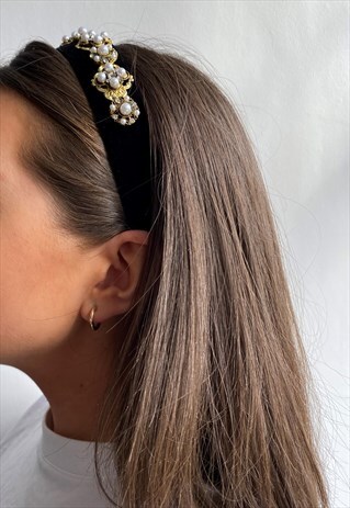 BLACK VELVET HEADBAND WITH GOLD AND FAUX PEARL FLORAL DETAIL