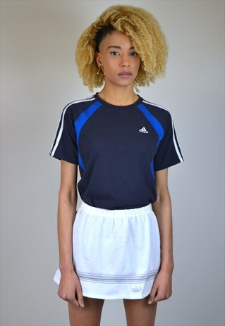 VINTAGE 90'S ADIDAS T-SHIRT