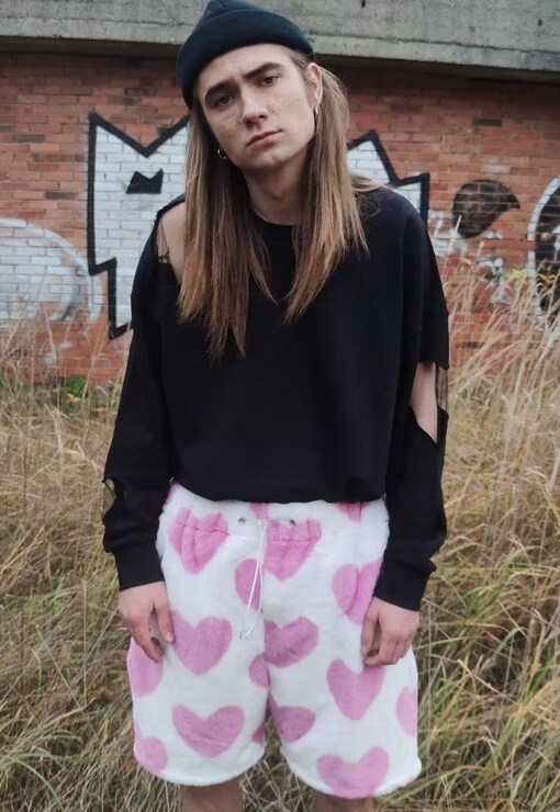 garment image