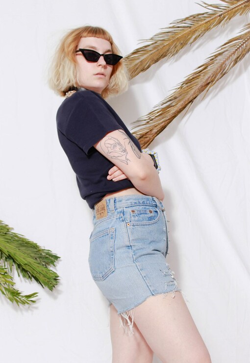 garment image