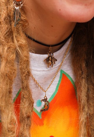 GOLD CHOKER & DAINTY NECKLACE SET BEE & MOON