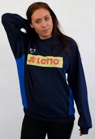 VINTAGE NIKE SWEATER