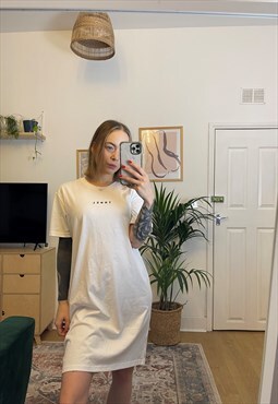 Travel Infinite Oversized White T-Shirt Dress