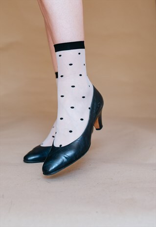 VINTAGE 90S DARK BLUE CLASSIC HEEL SHOES