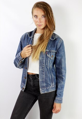 LEVIS VINTAGE DENIM JACKET