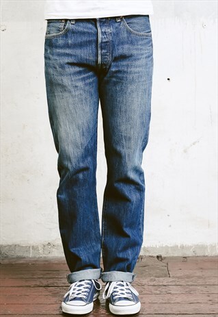 VINTAGE LEVIS 501 JEANS