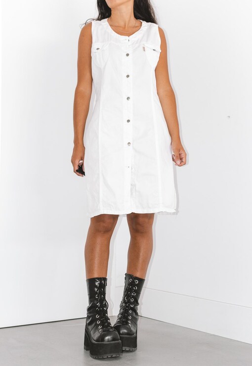 garment image