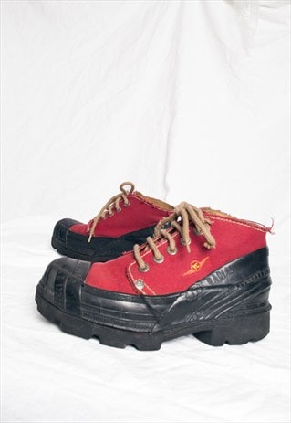 Vintage 90s Y.C. Company Platform Boots in Maroon