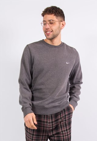VINTAGE NIKE SWEATSHIRT