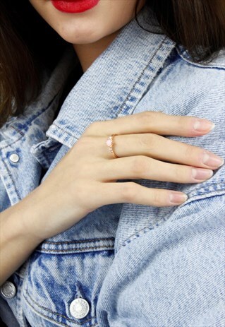 GOLD DIAMANTE PINK STONE LINE MINIMALIST RING