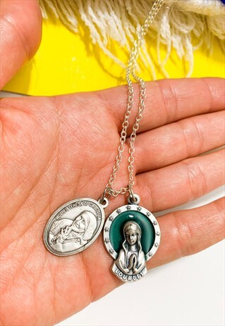 1970'S STAIN GLASS SAINTS NECKLACE