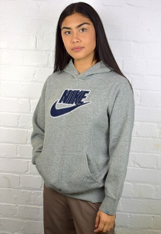 VINTAGE 90'S NIKE HOODIE