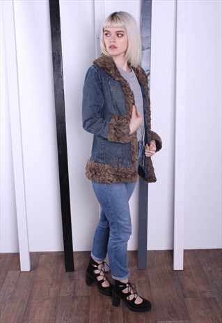 VINTAGE 80S DARK BLUE SHERPA FLEECE LINED DENIM JACKET.