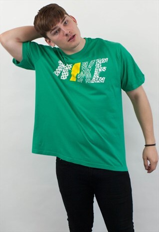 VINTAGE NIKE T-SHIRT