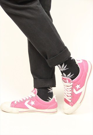 VINTAGE CONVERSE RED TRAINERS