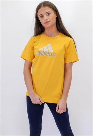 VINTAGE ADIDAS T-SHIRT IN YELLOW