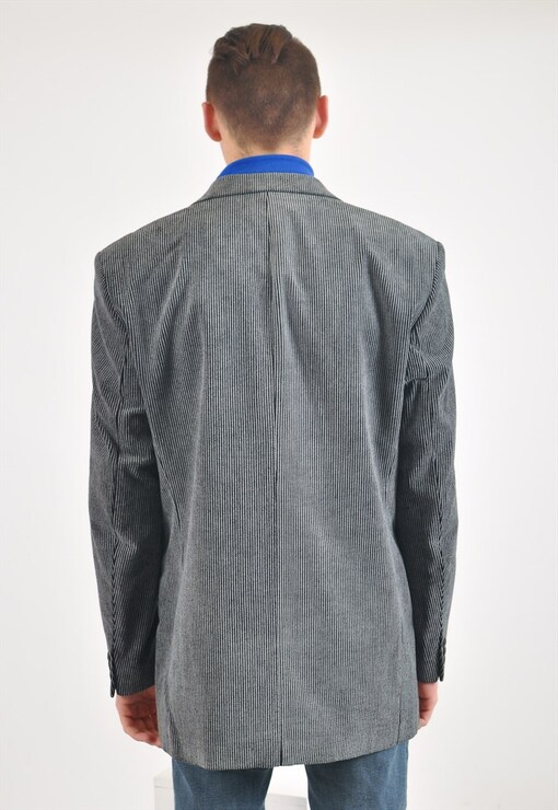 garment image