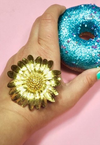 VINTAGE BROOCH, GOLDTONE SUNFLOWER