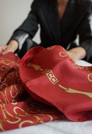 VINTAGE GUCCI SCARF SHAWL FOULARD