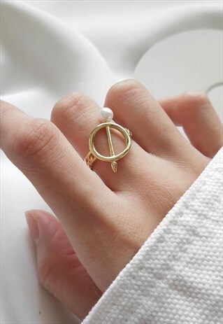 GOLD CIRCLE RING