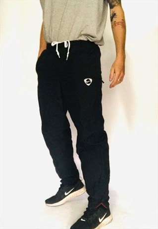 nike tracksuit joggers