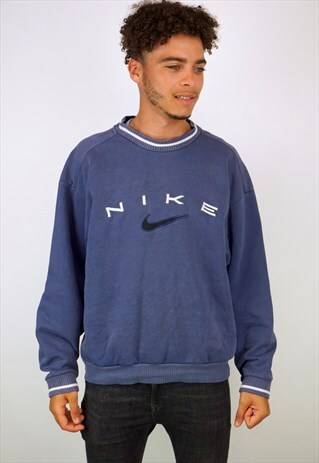 VINTAGE 90'S NIKE SWEATSHIRT