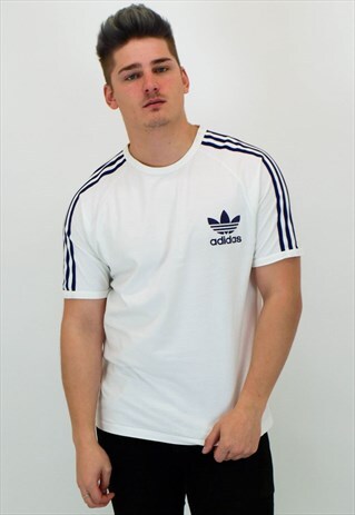 VINTAGE ADIDAS T-SHIRT