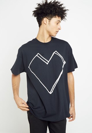 GEO HEART BLACK TEE