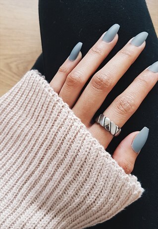 SILVER SURGICAL STEEL ROPE RING