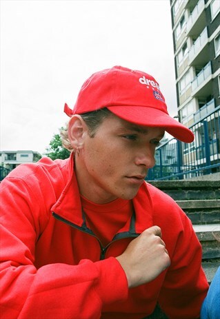 1/4 ZIP SWEATSHIRT IN RED WITH WOVEN LABEL DETAILS
