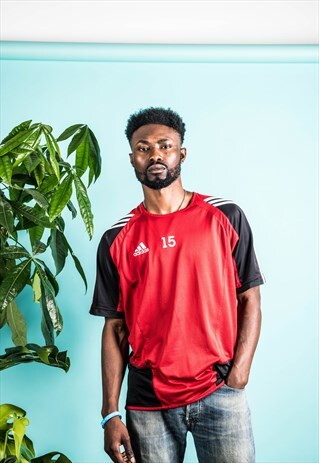 VINTAGE ADIDAS FOOTBALL SHIRT IN RED AND BLACK