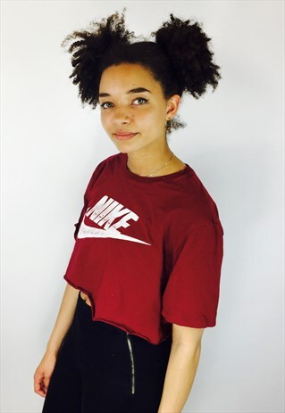 NIKE CROPPED T SHIRT