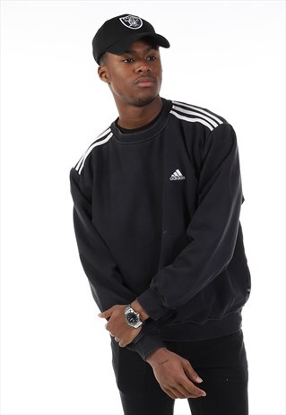 VINTAGE ADIDAS SWEATSHIRT